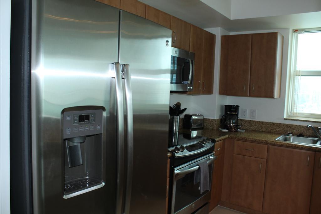 Lyx Suites At One Broadway In Brickell Miami Exterior photo